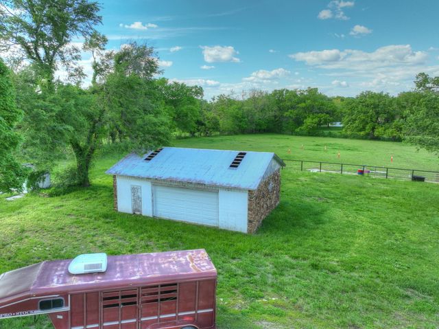 16575 Fir Road, Carthage, MO 64836