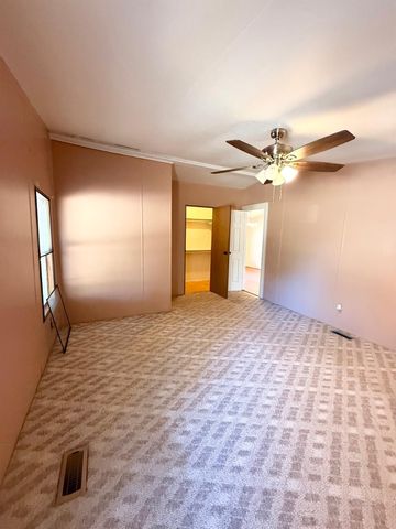 3311 County Road 4120, Crockett, TX 75835