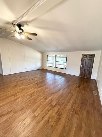 3311 County Road 4120, Crockett, TX 75835