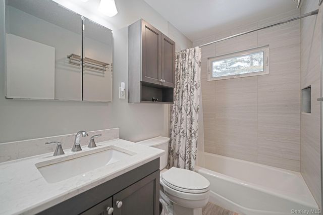 65 Prospect Drive, Brentwood, NY 11717