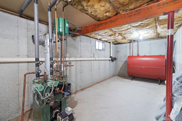 65 Prospect Drive, Brentwood, NY 11717