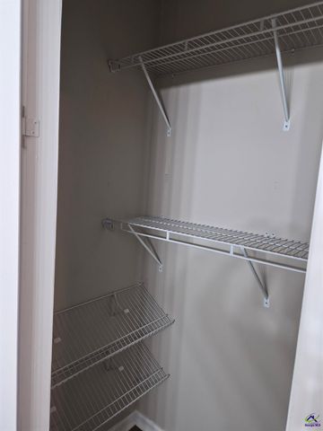 221 Hanover Drive, Byron, GA 31008