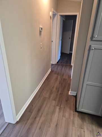 221 Hanover Drive, Byron, GA 31008