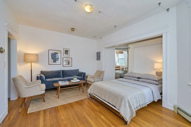 1677 Commonwealth Ave 12, Boston, MA 02135