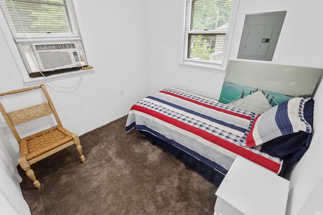 5599 E Grande Vista Court, Monticello, IN 47960