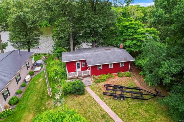 5599 E Grande Vista Court, Monticello, IN 47960