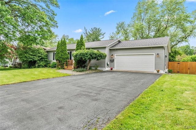 326 Richfield Boulevard, Salina, NY 13211