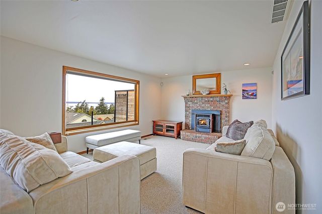 329 Burke Drive, Camano Island, WA 98282