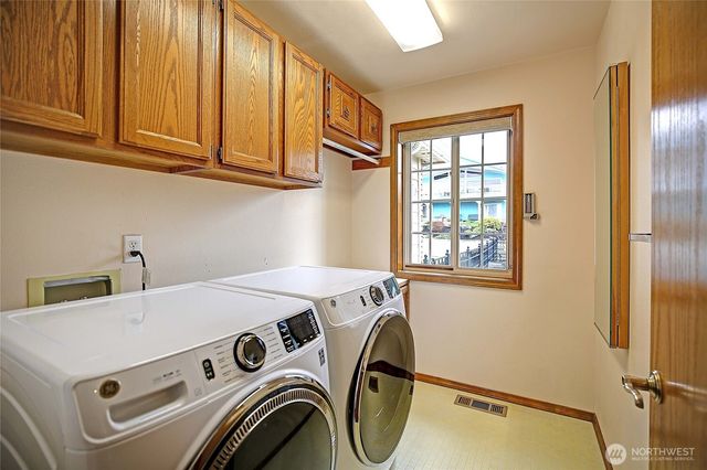 329 Burke Drive, Camano Island, WA 98282