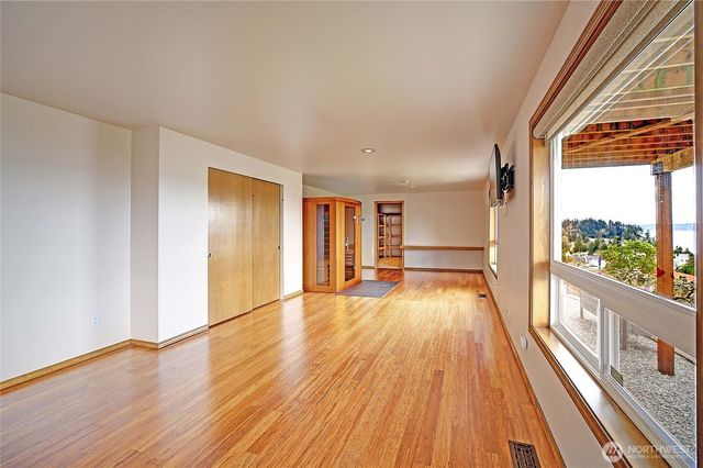 329 Burke Drive, Camano Island, WA 98282