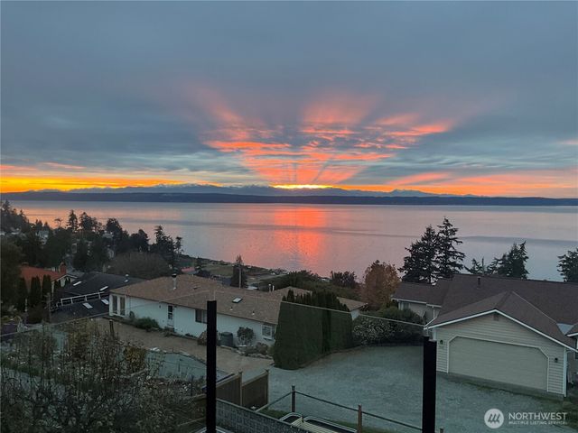 329 Burke Drive, Camano Island, WA 98282