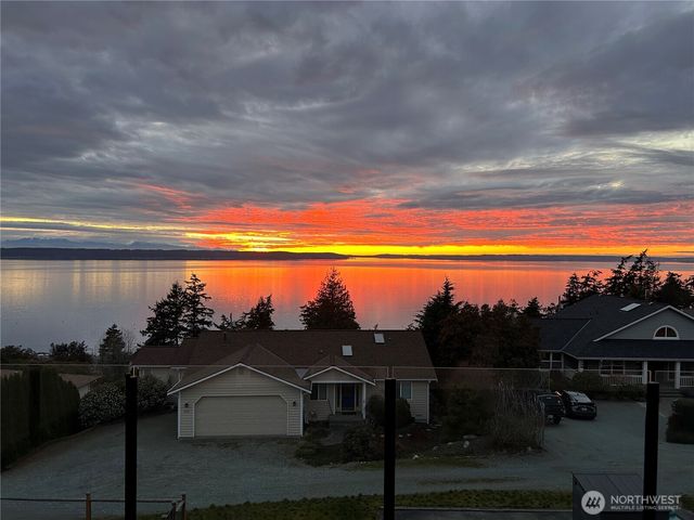 329 Burke Drive, Camano Island, WA 98282