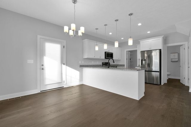 4612 Harlem Road, Galena, OH 43021