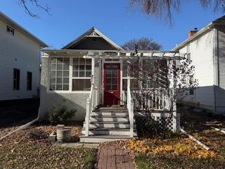 803 7th Street S, Fargo, ND 58103