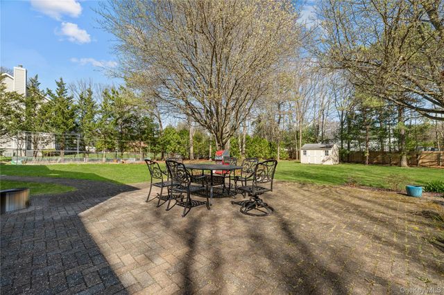 23 Varsity Blvd., East Setauket, NY 11733