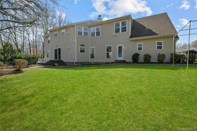 23 Varsity Blvd., East Setauket, NY 11733