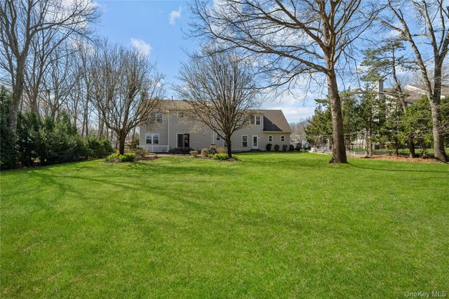 23 Varsity Blvd., East Setauket, NY 11733