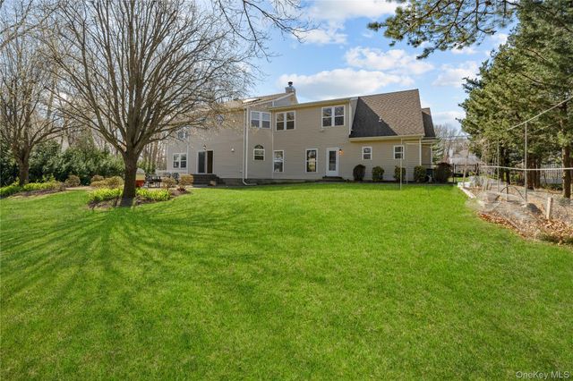 23 Varsity Blvd., East Setauket, NY 11733