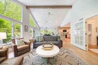 218 Gallinson Dr, Berkeley Heights Twp., NJ 07974