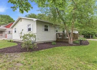 403 S Smith Street, New Buffalo City, MI 49117