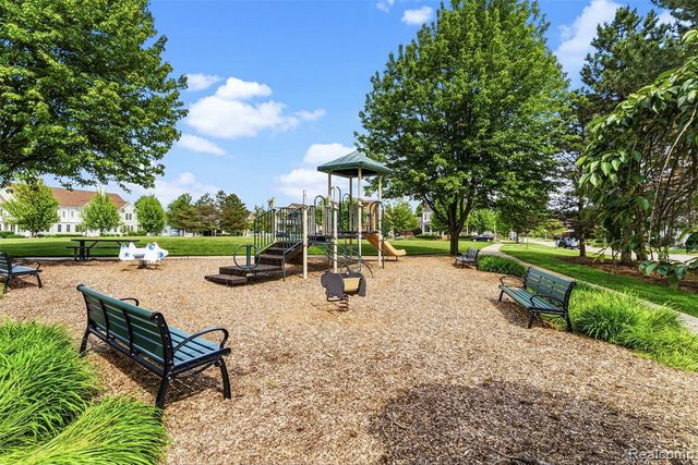 50223 Monroe Street, Canton, MI 48188