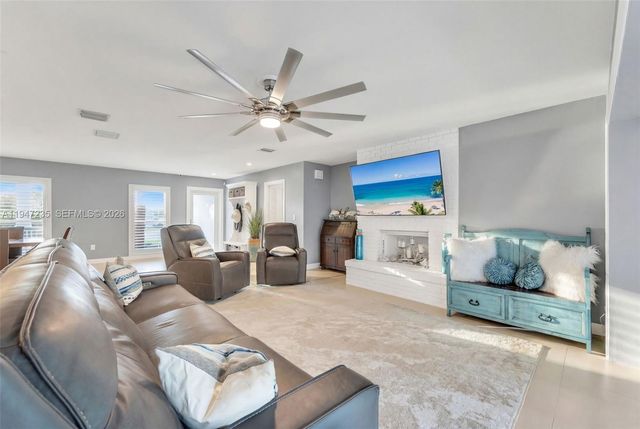 8200 SW 185th Ter, Cutler Bay, FL 33157