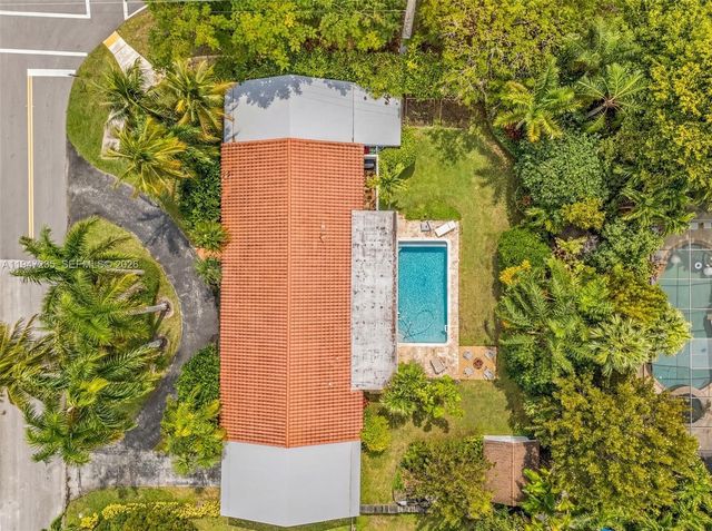 8200 SW 185th Ter, Cutler Bay, FL 33157