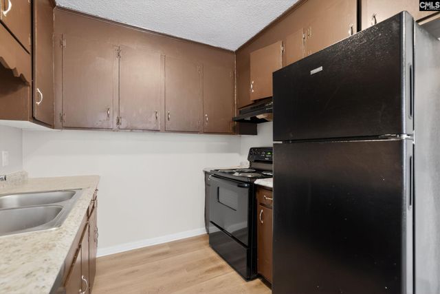 208 Quail Creek Drive, Hopkins, SC 29061