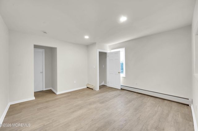 37 Circuit Street, Keansburg, NJ 07734