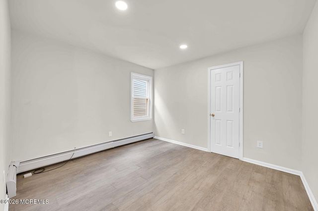 37 Circuit Street, Keansburg, NJ 07734