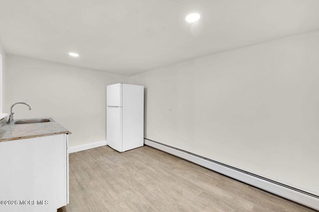 37 Circuit Street, Keansburg, NJ 07734