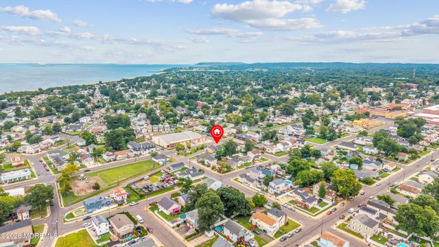 37 Circuit Street, Keansburg, NJ 07734