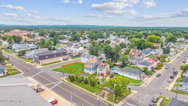 37 Circuit Street, Keansburg, NJ 07734