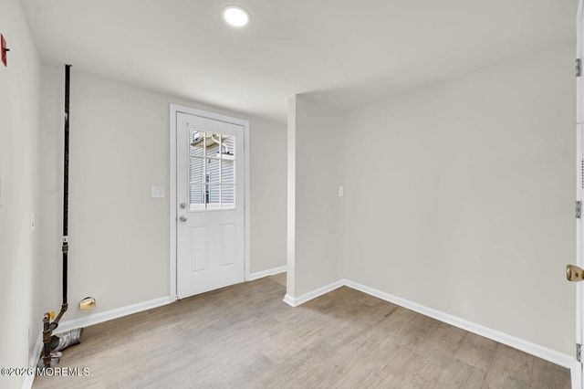 37 Circuit Street, Keansburg, NJ 07734
