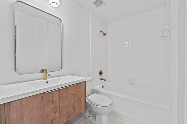 720 S Sapodilla Avenue 106, West Palm Beach, FL 33401