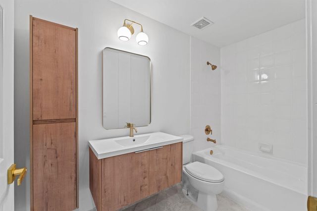 720 S Sapodilla Avenue 106, West Palm Beach, FL 33401