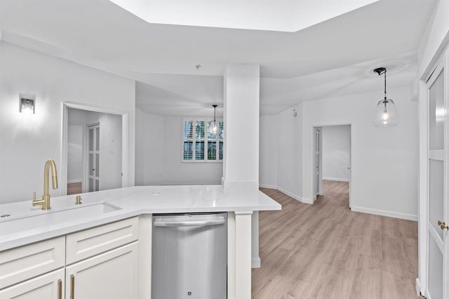 720 S Sapodilla Avenue 106, West Palm Beach, FL 33401