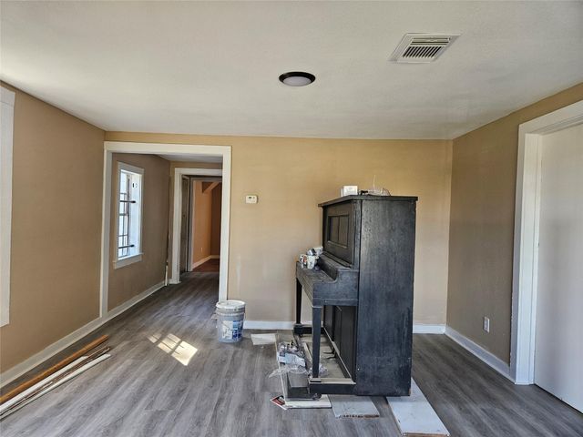 6215 Lavender Street, Houston, TX 77026