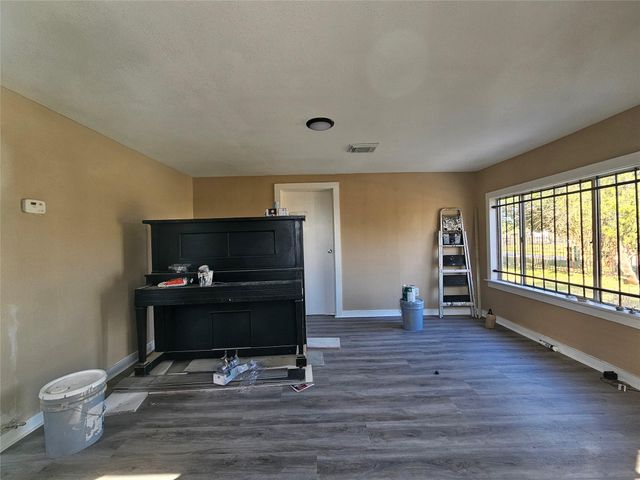 6215 Lavender Street, Houston, TX 77026