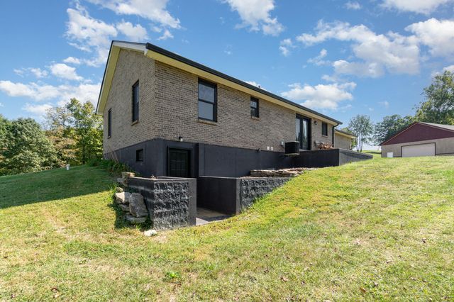 5607 Woolper Road, Petersburg, KY 41080