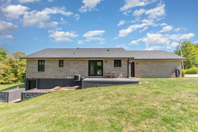5607 Woolper Road, Petersburg, KY 41080