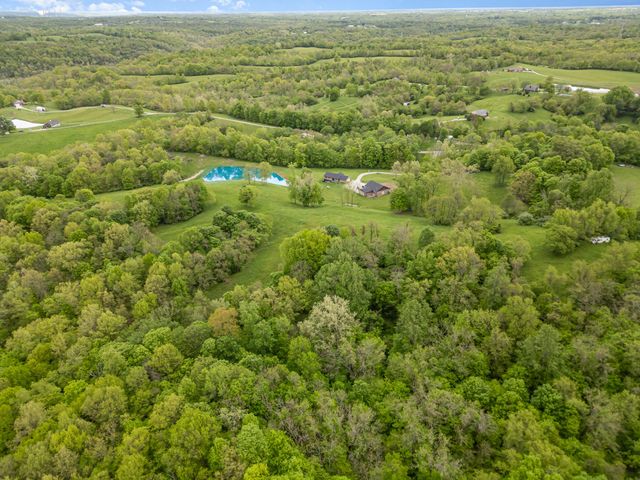 5607 Woolper Road, Petersburg, KY 41080