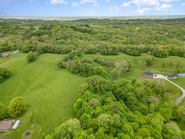 5607 Woolper Road, Petersburg, KY 41080