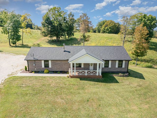 5607 Woolper Road, Petersburg, KY 41080