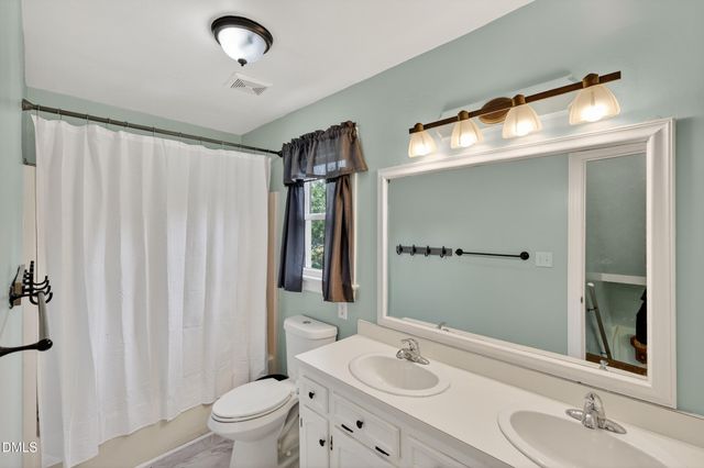 3437 Apple Meadow Drive, Fuquay Varina, NC 27526