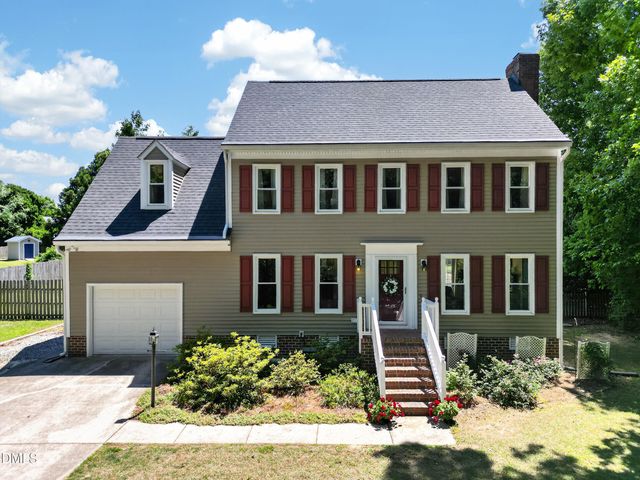 3437 Apple Meadow Drive, Fuquay Varina, NC 27526