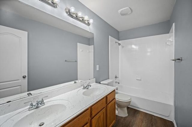 2006 Trickling Creek Drive, Garland, TX 75041