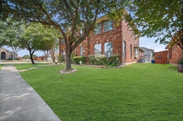 2006 Trickling Creek Drive, Garland, TX 75041