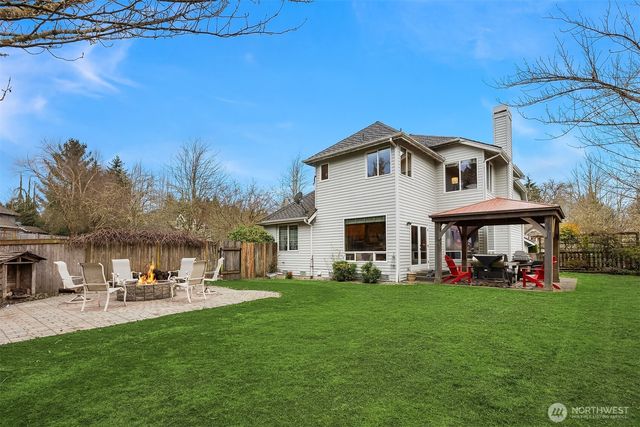 27706 Manion Way NE, Duvall, WA 98019