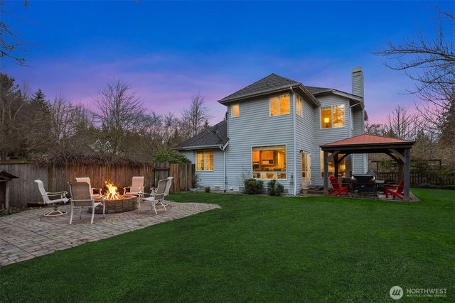 27706 Manion Way NE, Duvall, WA 98019